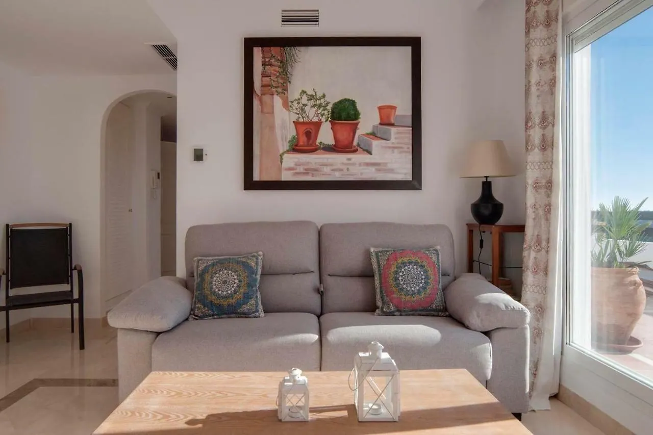 Calanova Sunny Apartment Mijas